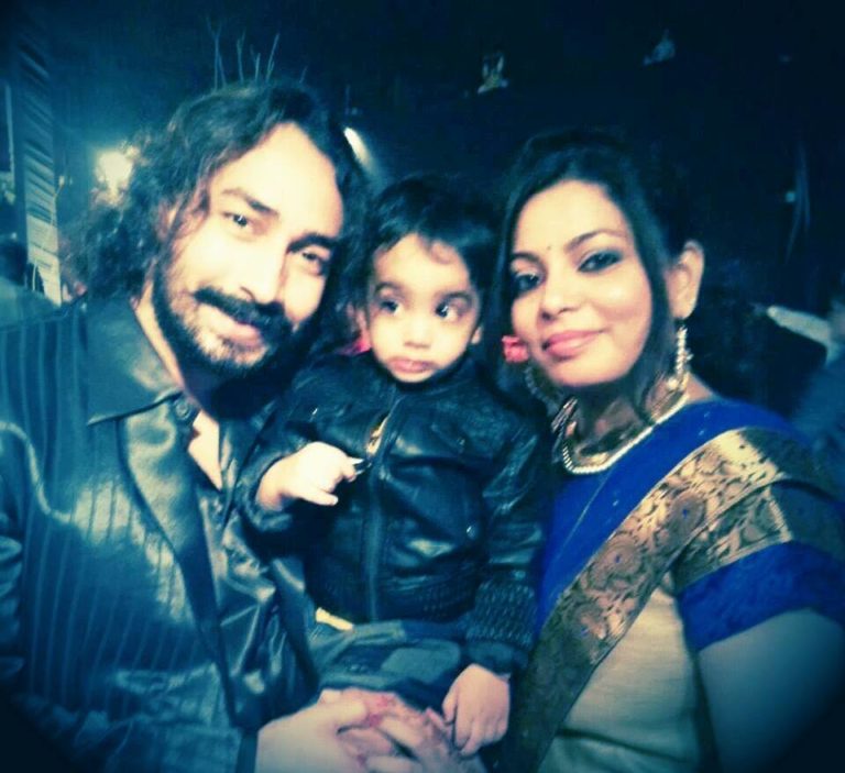 Amit Tiwari Wife