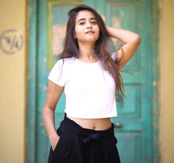 Deepthi Sunaina Biography
