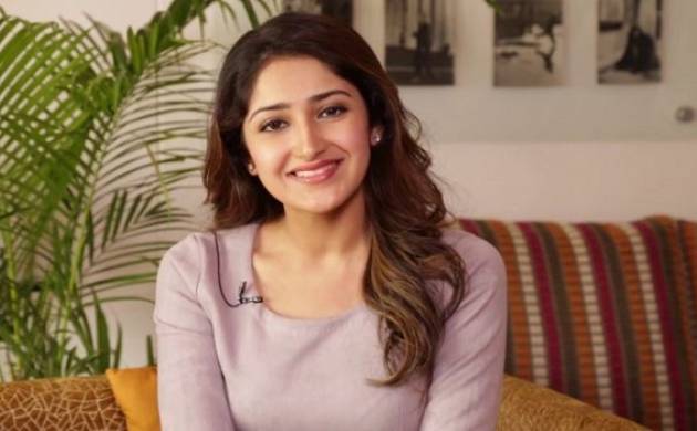 Sayyeshaa, Sayyeshaa Wiki, Sayyeshaa Age, Sayyeshaa Actress, Sayyeshaa Biography, Sayyeshaa Height, Sayyeshaa Date of Birth, Sayyeshaa Wiki, Wiki, Celebrity Biography