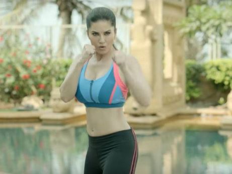 Sunny Leone Pictures, Sunny Leone Without Makeup, Sunny Leone, Sunny Leone Photos, Entertainment