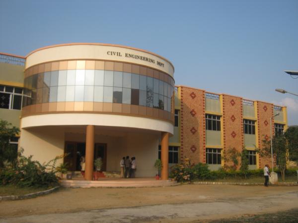 Best Engineering Colleges in Vellore District