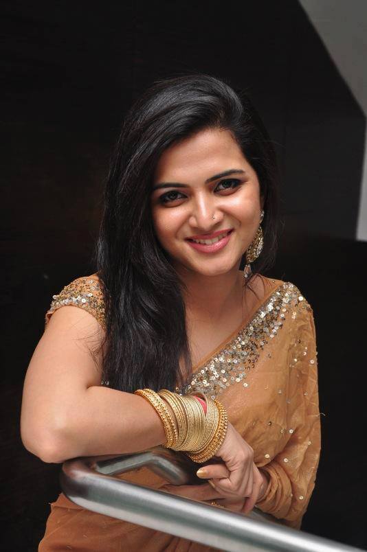 Dhivyadharshini, Vijay TV, Anchor Dhivyadharshini, Vijay TV Anchor DD, Facts about DD, Facts about Dhivyadharshini, Anchor DD age