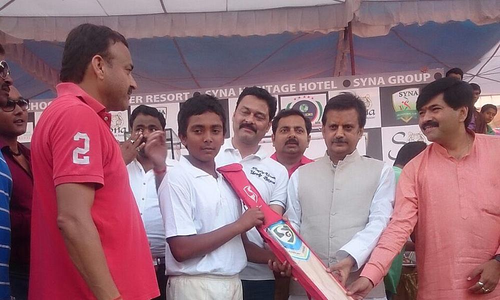Prithvi Shaw,Prithvi Shaw Age, Prithvi Shaw Wiki, Prithvi Shaw Biography, Prithvi Shaw India, Prithvi Shaw U19, Prithvi Shaw Height, Prithvi Shaw Weight, Prithvi Shaw Caste, Prithvi Shaw Family, Biography