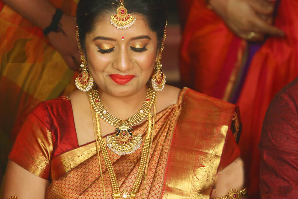 Priyanka Deshpande, Priyanka, Anchor Priyanka, Priyanka Deshpande Wiki, Priyanka Deshpande Age, Priyanka Deshpande Biography, Priyanka Deshpande Profile 