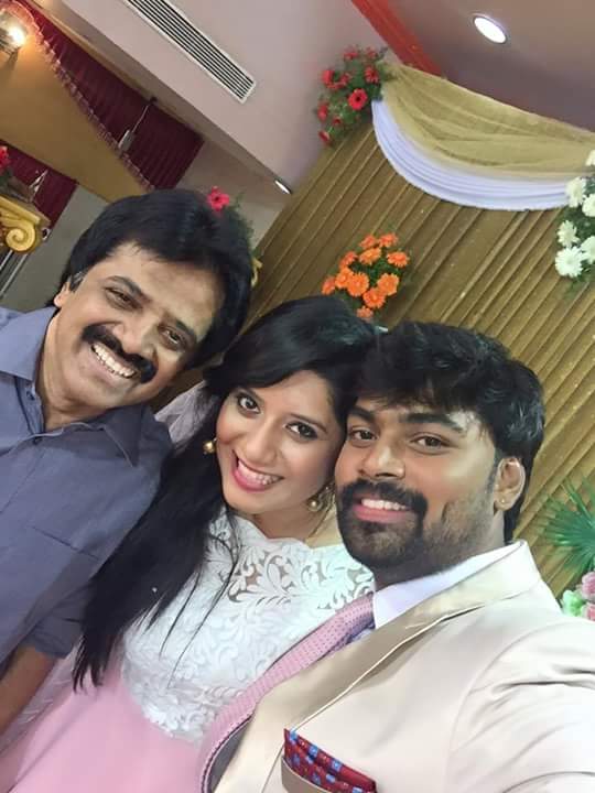 Priyanka Deshpande Marriage, Anchor Priyanka Marriage Photos, Priyanka Praveen Wedding, Priyanka marriage images, Super Singer Anchor Priyanka, Priyanka 