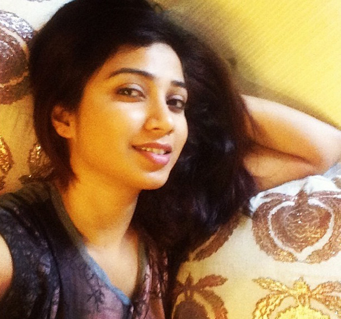 Shreya Ghoshal, Selfie, Shreya Ghoshal Selfie, Photos, Shreya Ghoshal Hot, Shreya Ghoshal Sexy, Entertainment, Shreya Ghoshal Photos