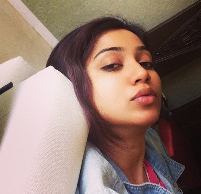 Shreya Ghoshal, Selfie, Shreya Ghoshal Selfie, Photos, Shreya Ghoshal Hot, Shreya Ghoshal Sexy, Entertainment, Shreya Ghoshal Photos