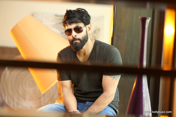 Vikram in Iru Mugan Photos Images Stills